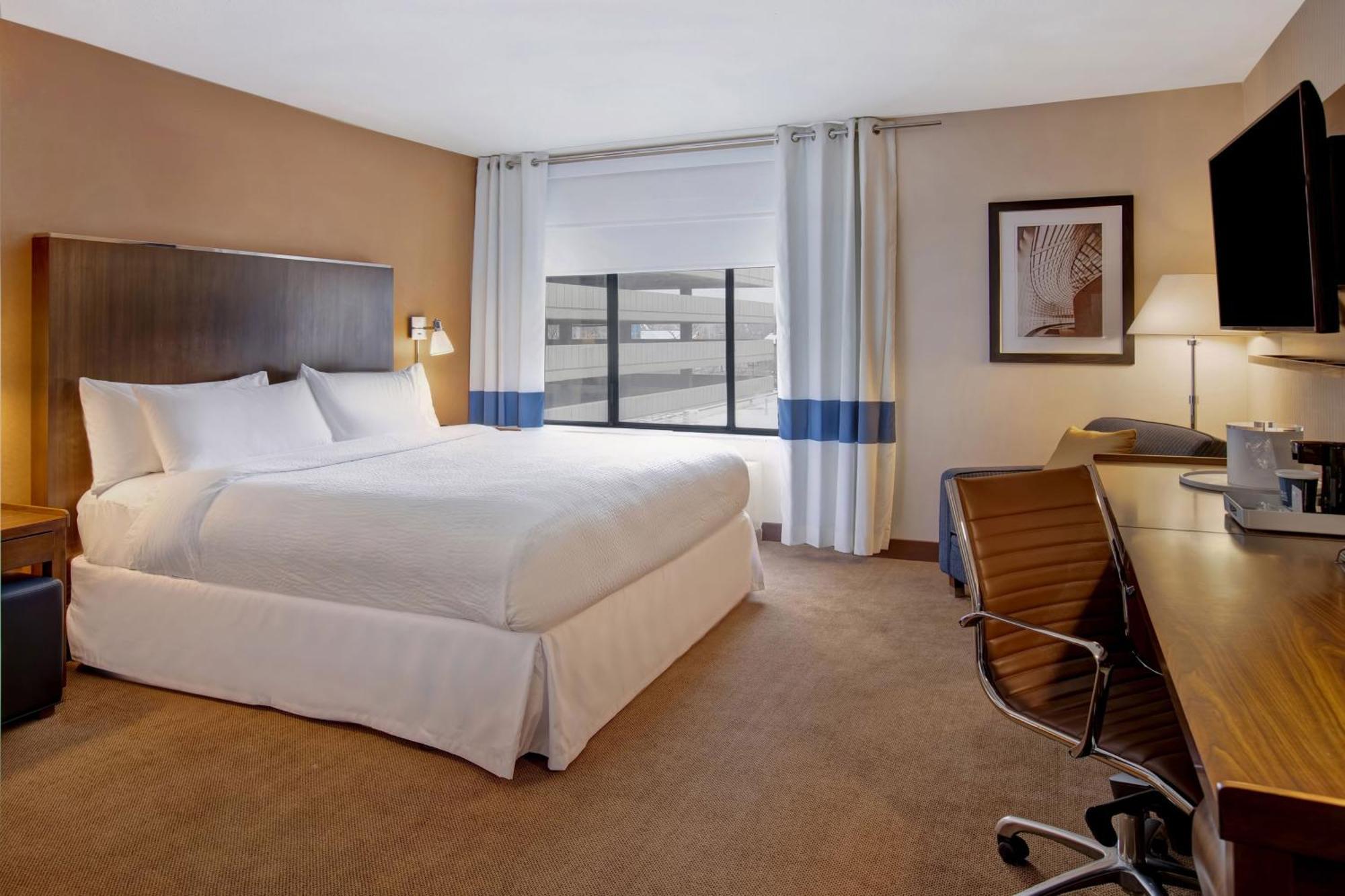 Four Points By Sheraton Peoria Exteriör bild
