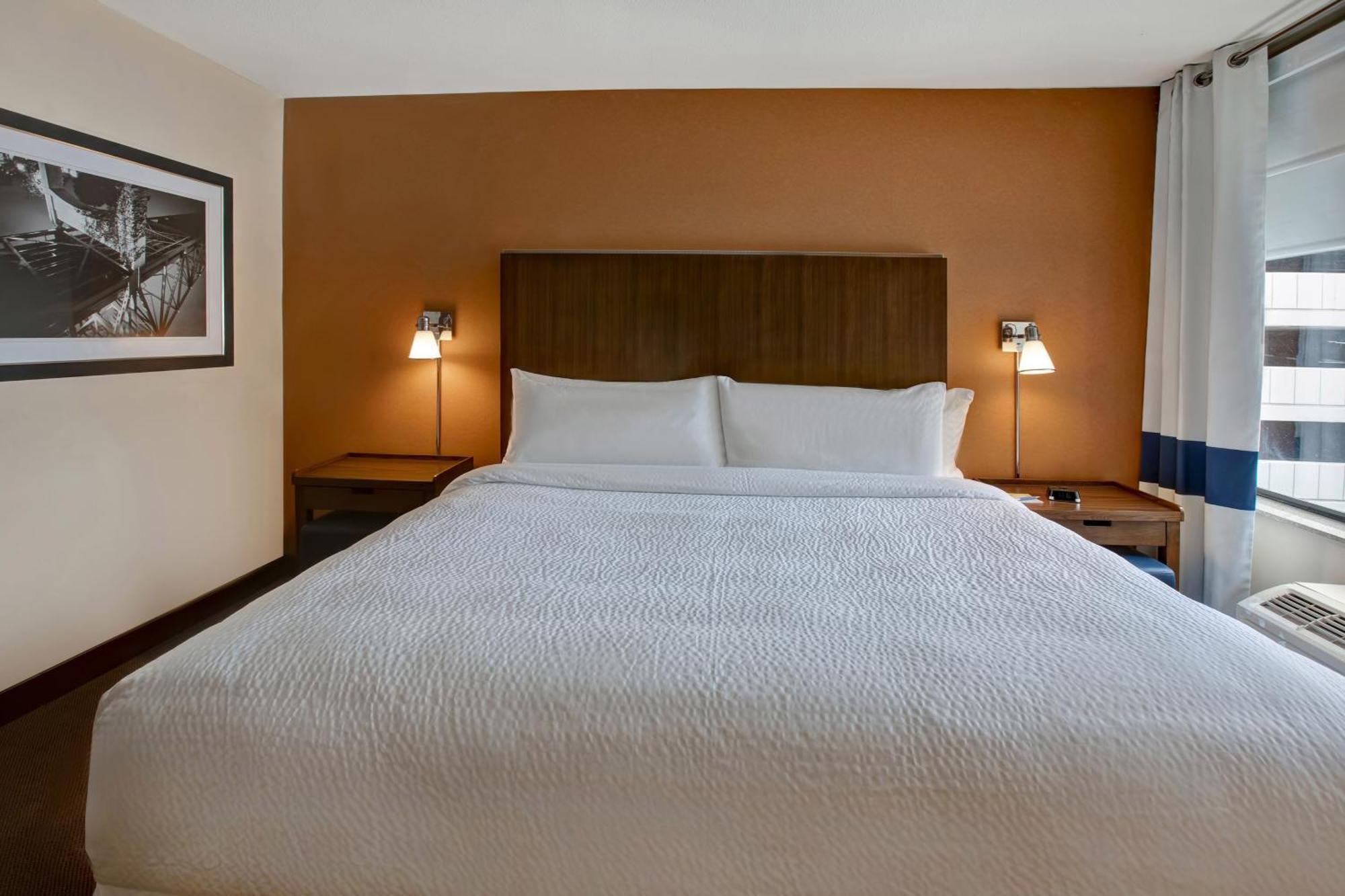 Four Points By Sheraton Peoria Exteriör bild