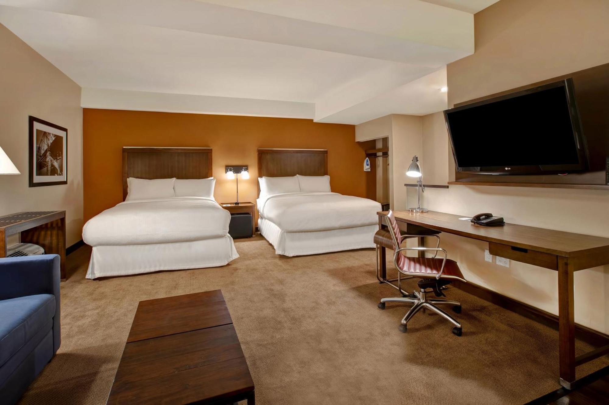Four Points By Sheraton Peoria Exteriör bild
